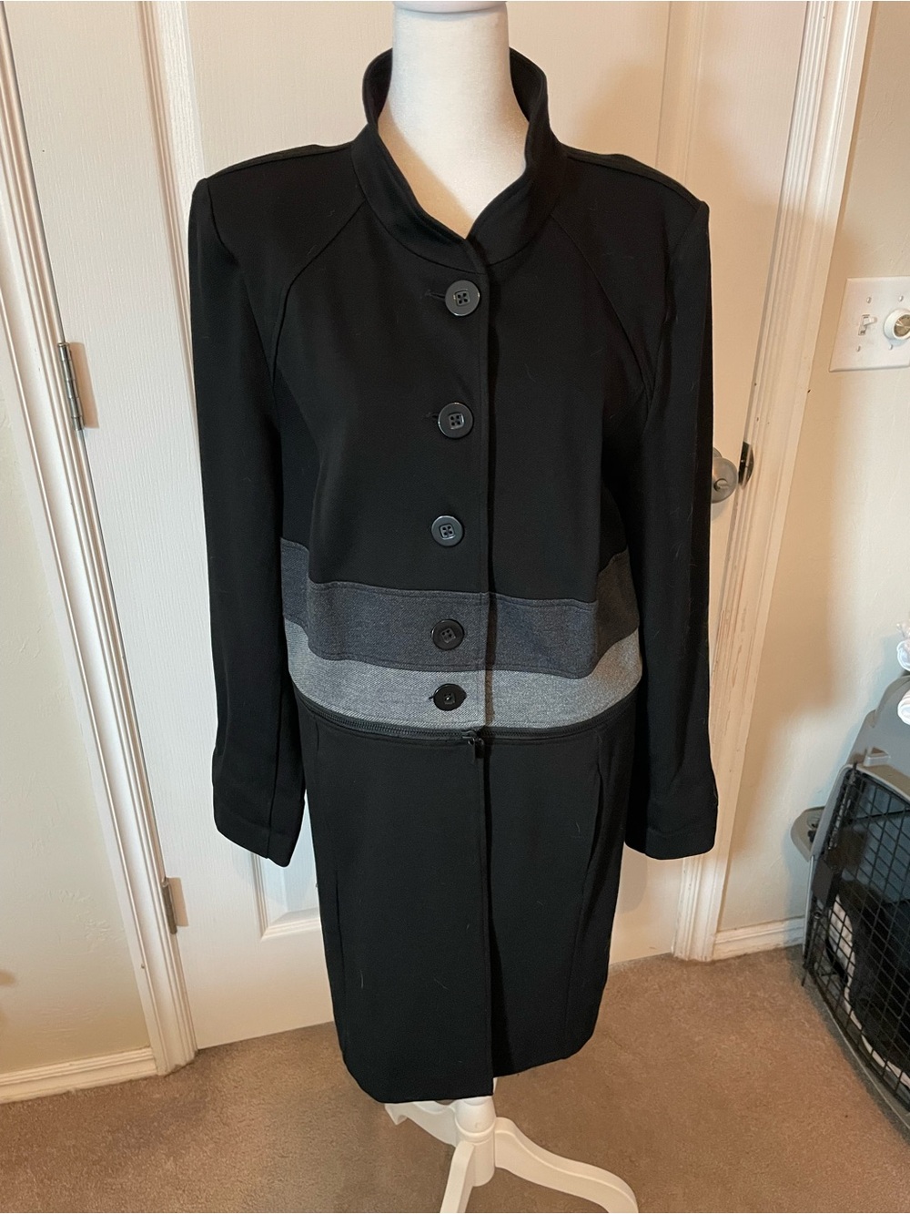 CAbi Black and Gray Jacket. Long and Converts to Short. Versatility Plus!
